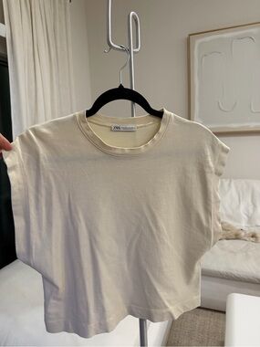 ZARA Butter Yellow Boxy Tee